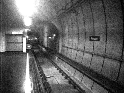 Cтанция Principe - вид в тоннель в торону Darsena