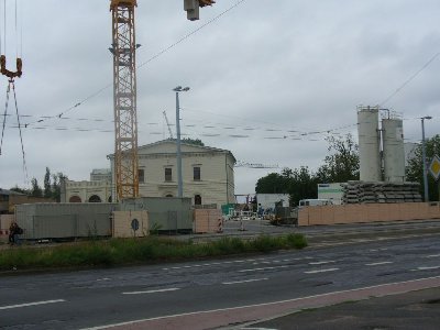 Строительство станции Bayericher Bahnhof, справа видны тюбинги.