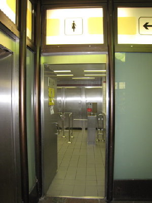 Нюрнберг_метро.JPG (49.6 КБ) 6972 просмотра Туалет