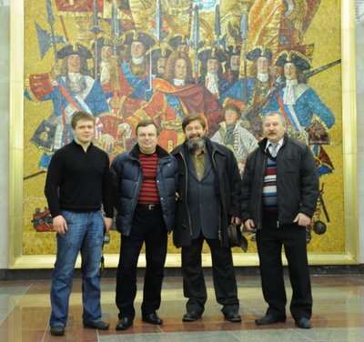 Пуск 20.12.08.jpg (343.47 КБ) 9024 просмотра Слева направо: Е.А.Быстров, В.А.Маслак, А.К.Быстров (художник), Н.В.Ромашкин-Тиманов (архитектор)