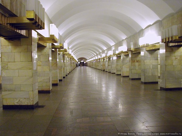 o7250018.jpg (237.4 КБ) 7690 просмотров Станция "Гражданский проспект". Дата съёмки - 25.07.2001.