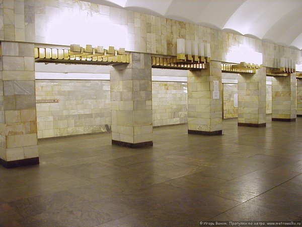 o7250015.jpg (317.79 КБ) 8025 просмотров Станция "Гражданский проспект". Дата съёмки - 25.07.2001.