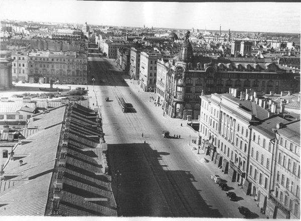 2_10.jpg (136.91 КБ) 13842 просмотра Невский проспект выход на канал Грибоедова 1941г-?