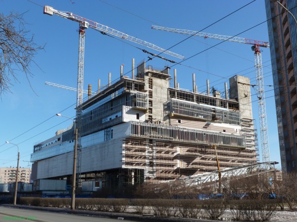 p1050933_1_763.jpg (255.2 КБ) 4350 просмотров С этого ракурса теплоход напоминает :)