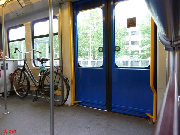 Место для перевозки велосипедов в метровагоне