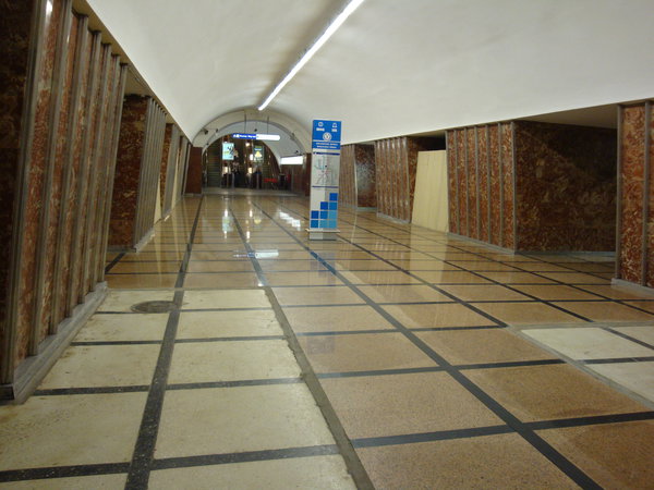 DSC07587.JPG (3.61 МБ) 11607 просмотров Как можно заметить, строительный короб и загородки в торце ЦЗ уже убраны