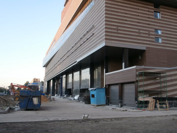 P7270073.JPG (3.99 МБ) 5734 просмотра Фасад по Белы Куна