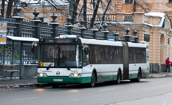 ЛиАЗ-6213.20 №7145.jpg (979.36 КБ) 2872 просмотра ЛиАЗ-6213 №7145, Конногвардейский бульвар