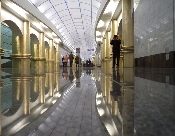 DSC09254.JPG (1.47 МБ) 4785 просмотров Отражение станции