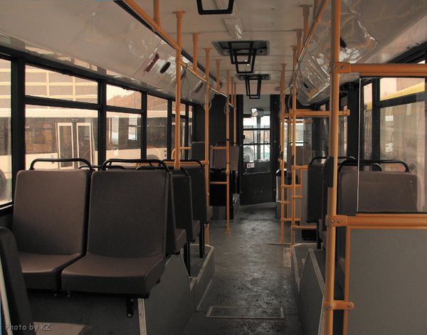 1.jpg (246.96 КБ) 3162 просмотра МАЗ-103.465 № В 308 АХ 178<br />Салон, маршрут 111