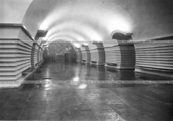 file18.jpeg (64.79 КБ) 9684 просмотра Вид на глухой торец станции "Невский проспект", 1963 г.