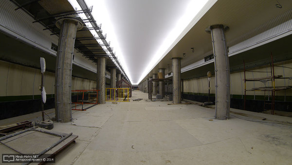 0515.jpg (116.55 КБ) 14518 просмотров Платформа станции. 3-я декада марта 2014 г.