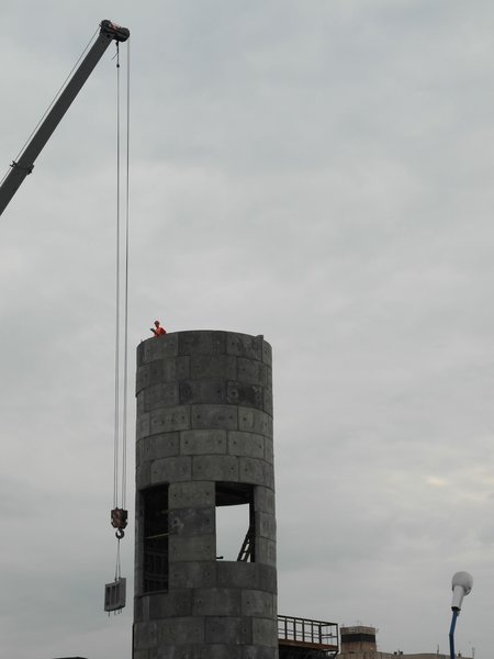 SAM_2499.JPG (299.64 КБ) 3613 просмотров Кран поднимает тюбинг...