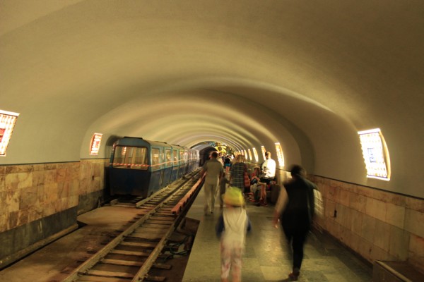 Новый Афон 14.jpg (707.04 КБ) 26256 просмотров Станция выхода, на которой стоит старый поезд. То ли музейный экспонат, то ли в резерве.