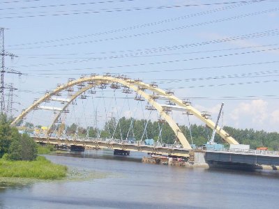 Мост через Охту: все ванты уже на месте.