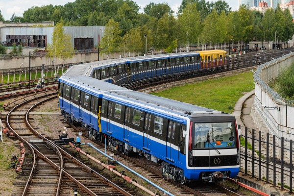 22002.jpg (696.08 КБ) 5015 просмотров 81-722 «Юбилейный» № 22002