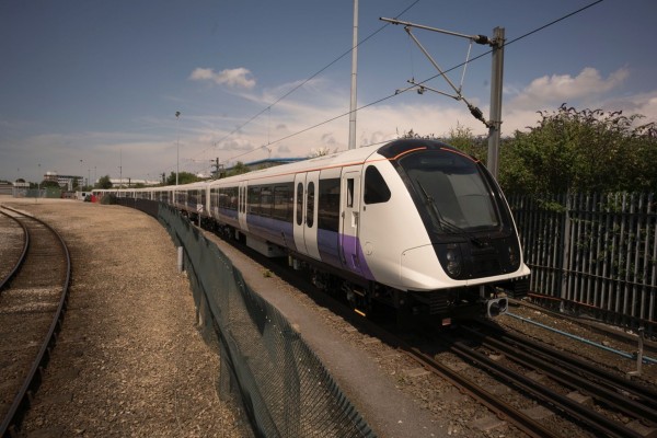 tfl-image-elizabeth-line-train_28584832445_o.jpg