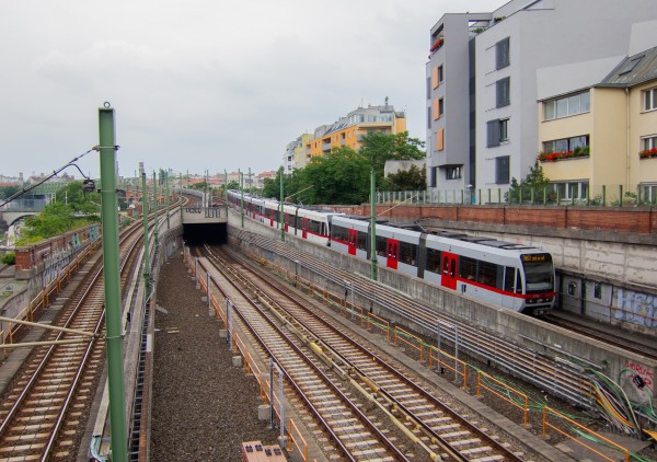 Bombardier Type T1  № 2736 U6, Längenfeldgasse