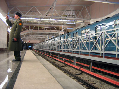 Станция: пассажир, переход, поезд.