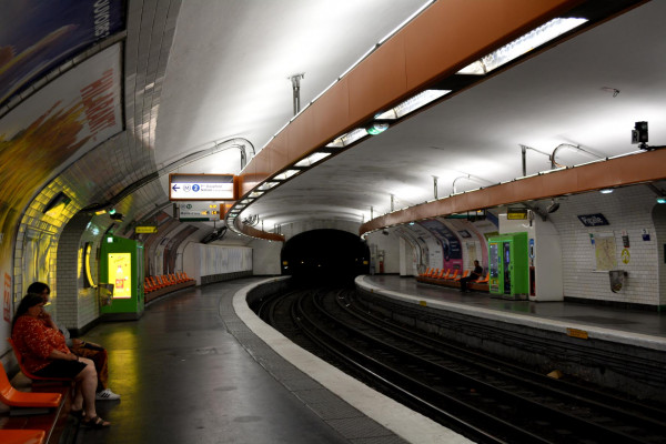 Станция Pigalle